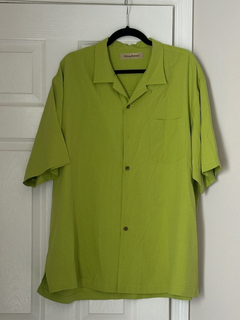 Tommy Bahama Men's Silk Shirt Size Extra Large Lime Green Chest Pocket Vacation